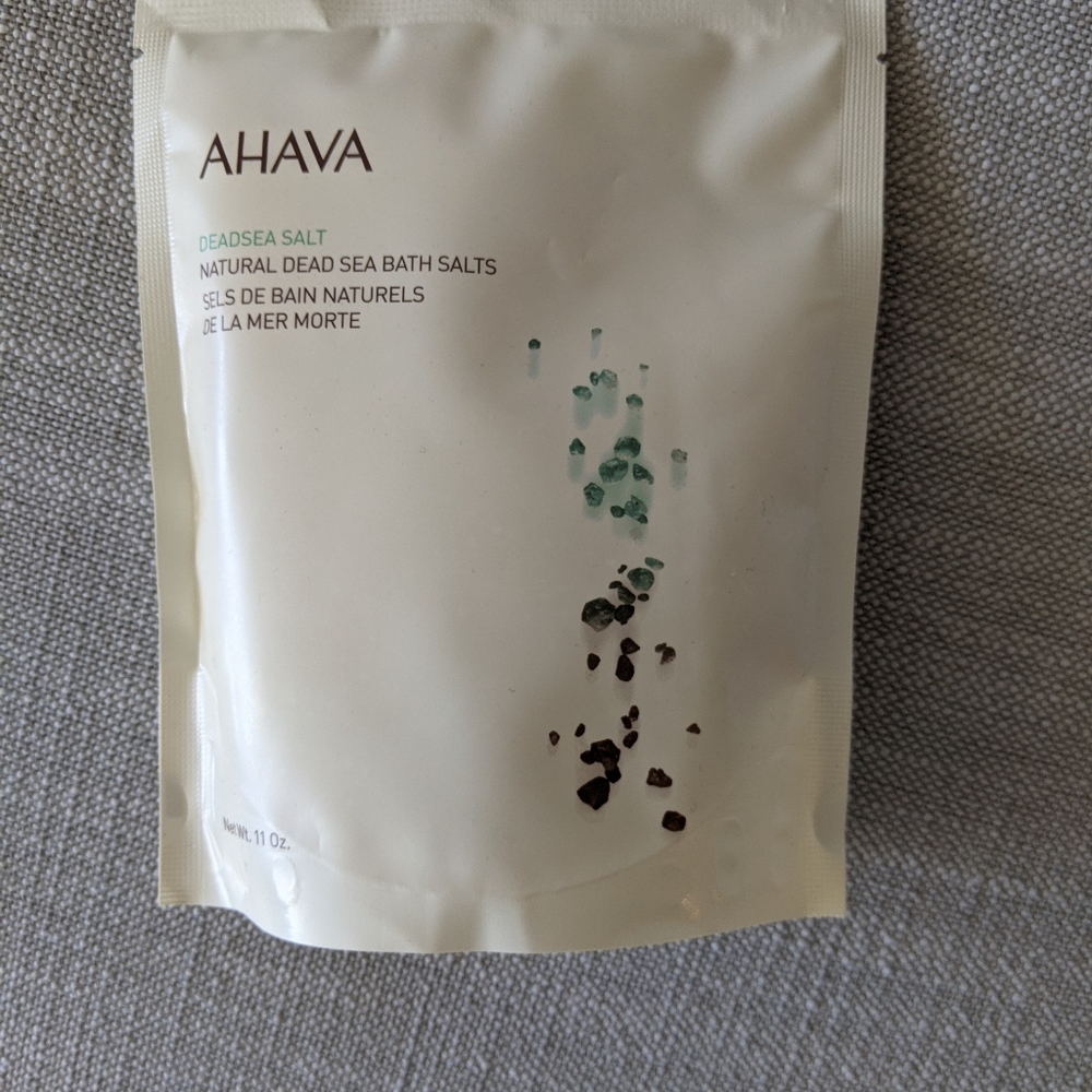 NWT - Natural Dead Sea bath salts